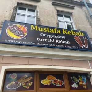 Szyld "Mustafa Kebab" w Ząbkowicach Śląskich